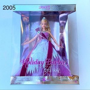 Unopened 2005 Holiday Barbie 💜